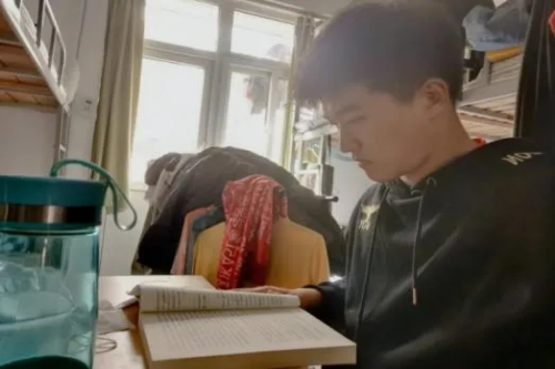 1fe187e64f7d4441a3cc43e3e65cc670.png WPS图片-批改尺寸1.png